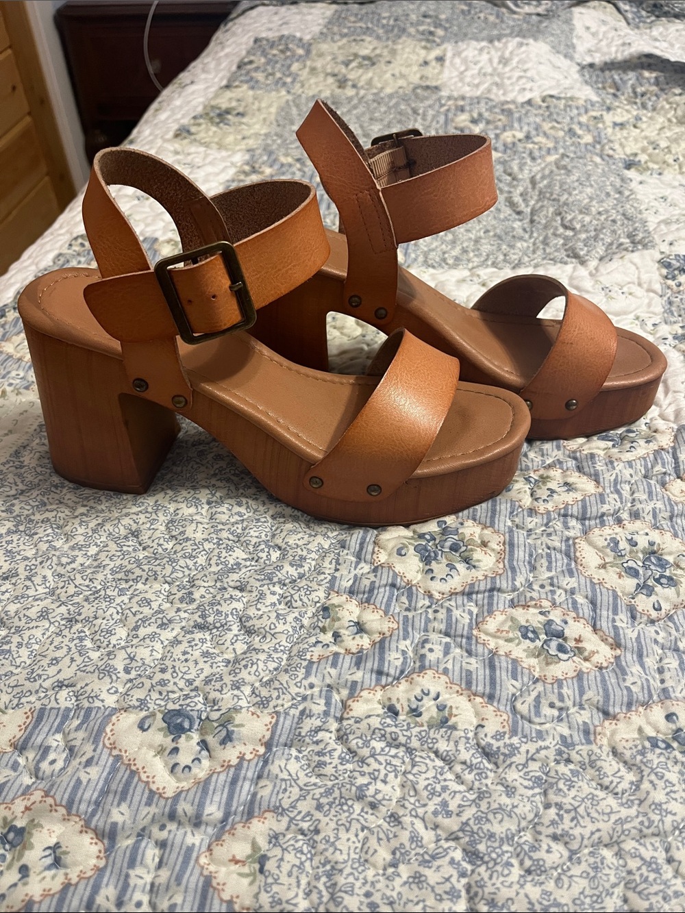 Chunky Tan Platform Block Heel Sandals with Buckle Ankle Strap